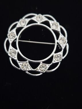 Vintage 1970'S Sarah Coventry "Sparkle Circle" Brooch